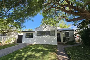 1915 Normandy Dr, Miami Beach, FL 33141 - Photo 1