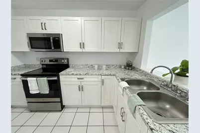 15332 SW 72nd St #6-22, Miami, FL 33193 - Photo 1