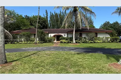 4280 SW 77th Ave, Davie, FL 33328 - Photo 1