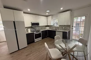 1719 Hayes St, Hollywood, FL 33020 - Photo 1
