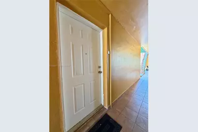 4340 NW 11th St #4, Miami, FL 33126 - Photo 1