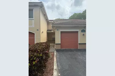 2442 Centergate Dr #206, Miramar, FL 33025 - Photo 1