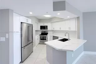 1800 Sunset Harbour Dr, Miami Beach, FL 33139 - Photo 1
