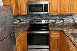 1561 Balfour Point Dr, West Palm Beach, FL 33411 - Photo 1