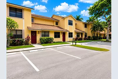 5476 Gate Lake Rd #5476, Tamarac, FL 33319 - Photo 1