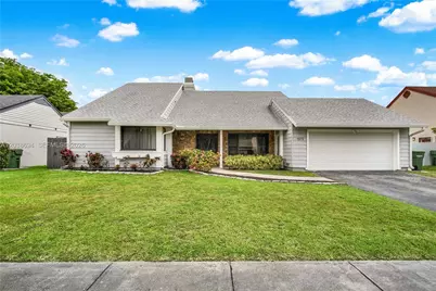 1579 S Goldeneye Ln, Homestead, FL 33035 - Photo 1