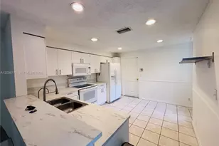 1290 Sorrento Dr, Weston, FL 33326 - Photo 1
