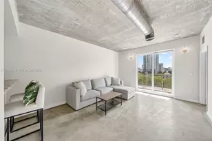455 NE 25th St, Miami, FL 33137 - Photo 1