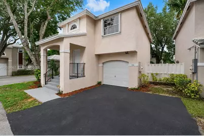 9836 NW 2nd Ct, Plantation, FL 33324 - Photo 1