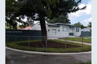 1201 NE 148th St #B, Miami, FL 33161 - Photo 1
