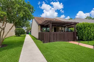 8356 NW 37th Pl, Sunrise, FL 33351 - Photo 1