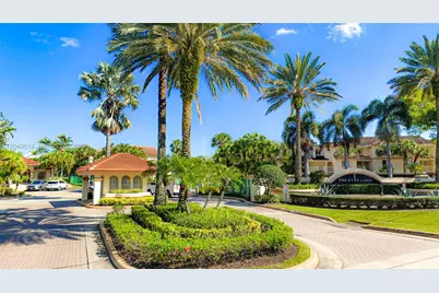 3204 Glenmoor Dr #3204, West Palm Beach, FL 33409 - Photo 1