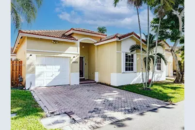 21475 SW 90th Pl, Cutler Bay, FL 33189 - Photo 1