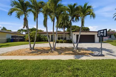 11700 NW 14th St, Pembroke Pines, FL 33026 - Photo 1