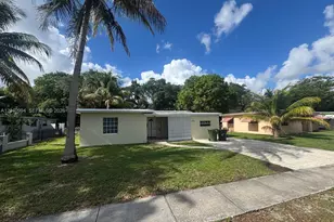 820 NE 141st St, North Miami, FL 33161 - Photo 1