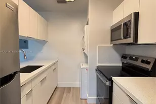 15655 SW 74th Cir Dr, Miami, FL 33193 - Photo 1