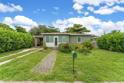 421 NW 105th St #421, Miami, FL 33150 - Photo 1