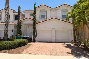 10958 NW 86th Terrace, Doral, FL 33178 - Photo 1