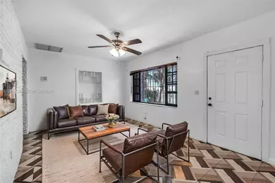 576 NW 147th St, Miami, FL 33168 - Photo 1