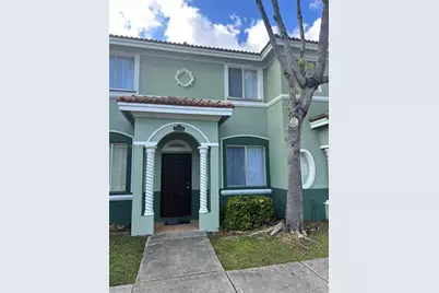 2704 SE 15th Pl, Homestead, FL 33035 - Photo 1