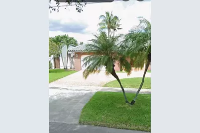 1281 Redbird Ave, Miami Springs, FL 33166 - Photo 1