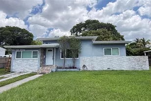 271 NW 147th St, Miami, FL 33168 - Photo 1