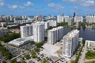 18061 Biscayne Blvd, Aventura, FL 33160 - Photo 1