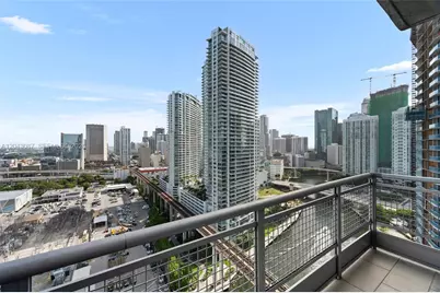 690 SW 1 Ct #2703, Miami, FL 33130 - Photo 1