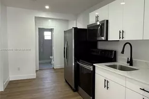211 SW 10th Ave, Miami, FL 33130 - Photo 1