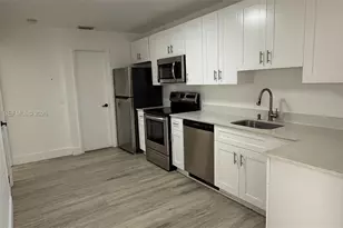 411 SE 10th St, Hallandale Beach, FL 33009 - Photo 1