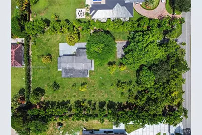 11380 SW 93rd St, Miami, FL 33176 - Photo 1