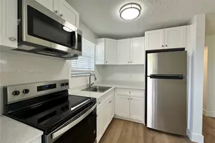 5661 SW 36th Ct, Davie, FL 33314 - Photo 1