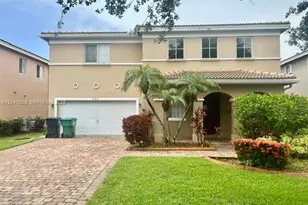 946 NW 206th St, Miami Gardens, FL 33169 - Photo 1