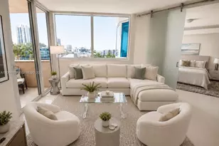 300 South Pointe Dr, Miami Beach, FL 33139 - Photo 1
