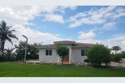19550 SW 162nd Ave, Miami, FL 33187 - Photo 1