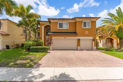 3906 NE 20th St, Homestead, FL 33033 - Photo 1