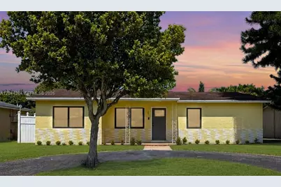 611 SW 76th Ter, North Lauderdale, FL 33068 - Photo 1