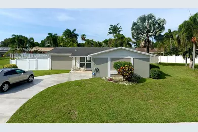 9820 NW 7th St #0, Pembroke Pines, FL 33024 - Photo 1