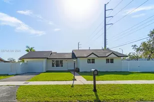 7125 SW 93rd Ct, Miami, FL 33173 - Photo 1