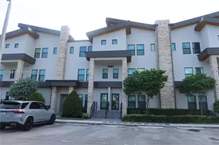10467 NW 82nd St, Doral, FL 33178 - Photo 1