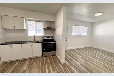 120 NE 55th St #4, Miami, FL 33137 - Photo 1