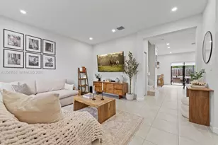 22961 SW 99th Ave, Cutler Bay, FL 33190 - Photo 1