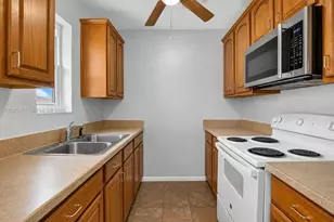 7331 Garfield St, Hollywood, FL 33024 - Photo 1