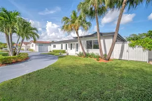 1807 SW 102nd Pl, Miami, FL 33165 - Photo 1