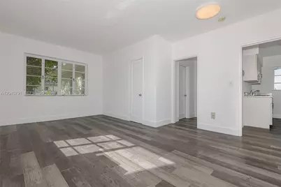 8340 Crespi Blvd #20, Miami Beach, FL 33141 - Photo 1