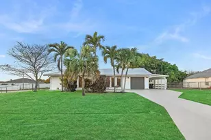 981 SW Bay State Rd, Port Saint Lucie, FL 34953 - Photo 1
