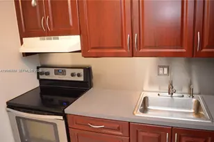 9 NE 19th Ct, Wilton Manors, FL 33305 - Photo 1