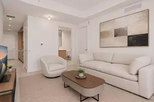 77 SE 5th St, Miami, FL 33131 - Photo 1