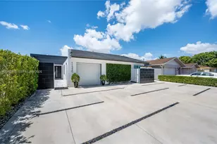 11530 SW 81st Terrace, Miami, FL 33173 - Photo 1