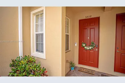 5808 Hampton Hills Blvd, Tamarac, FL 33321 - Photo 1